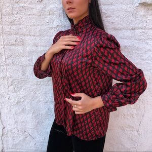 Lovely gentle blouse 🖤❤️ by KASPER